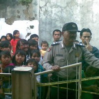 Dua Hari, Bau Bangkai Masih Tersisa
